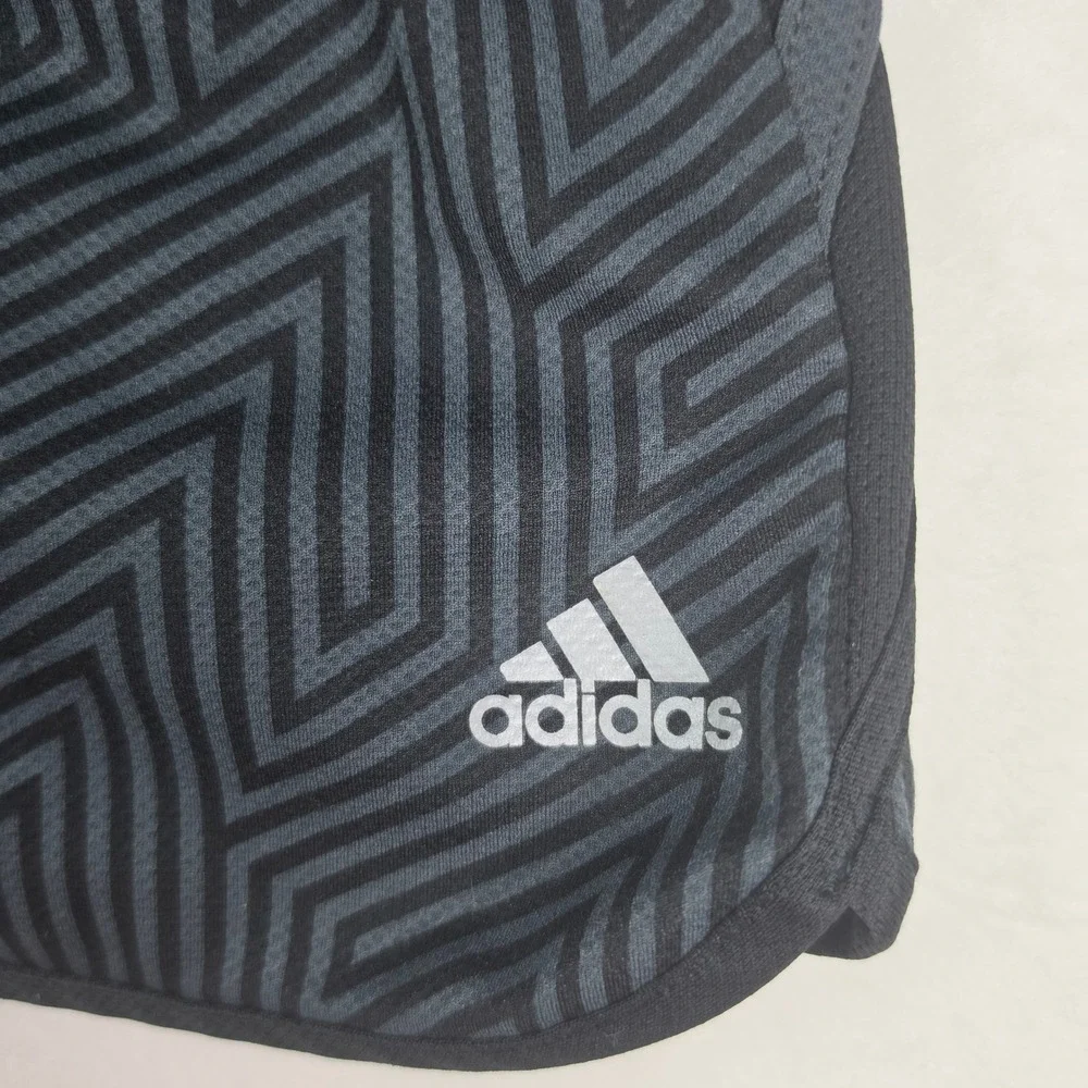 Adidas Climalite Running Shorts Medium Black Gray Chevron Print